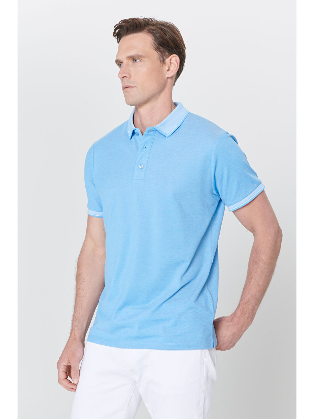 Mavi Erkek Saks-Beyaz Slim Fit Dar Kesim Kıvrılmaz Polo Yaka Kısa Kollu Tişört-4