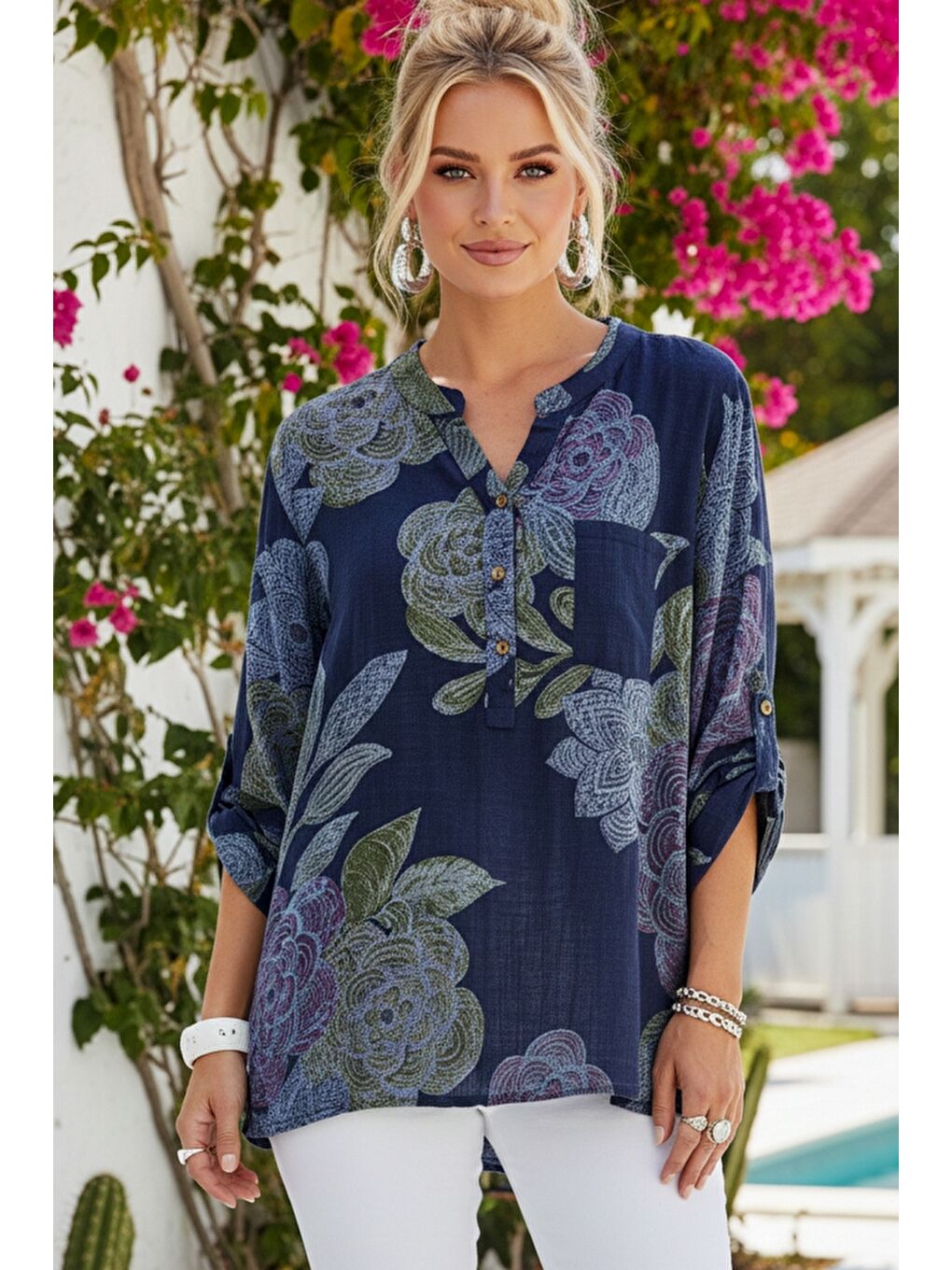 İtalyan Lacivert Hakim Yaka Düğmeli 3/4 Kol Çiçekli Cepli Casual Keten Görünümlü Dokuma Bluz 75 65-1