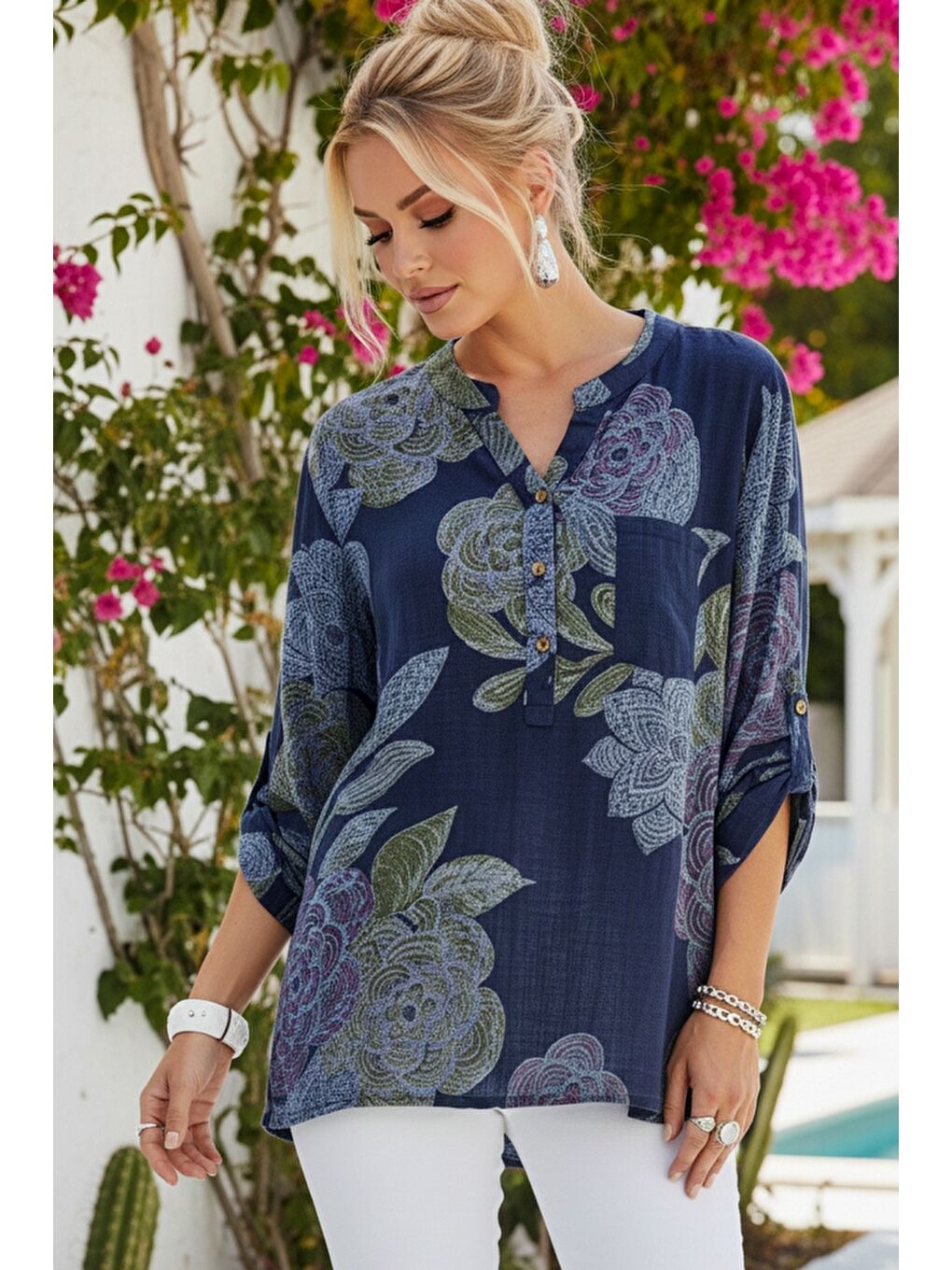 İtalyan Lacivert Hakim Yaka Düğmeli 3/4 Kol Çiçekli Cepli Casual Keten Görünümlü Dokuma Bluz 75 65-2