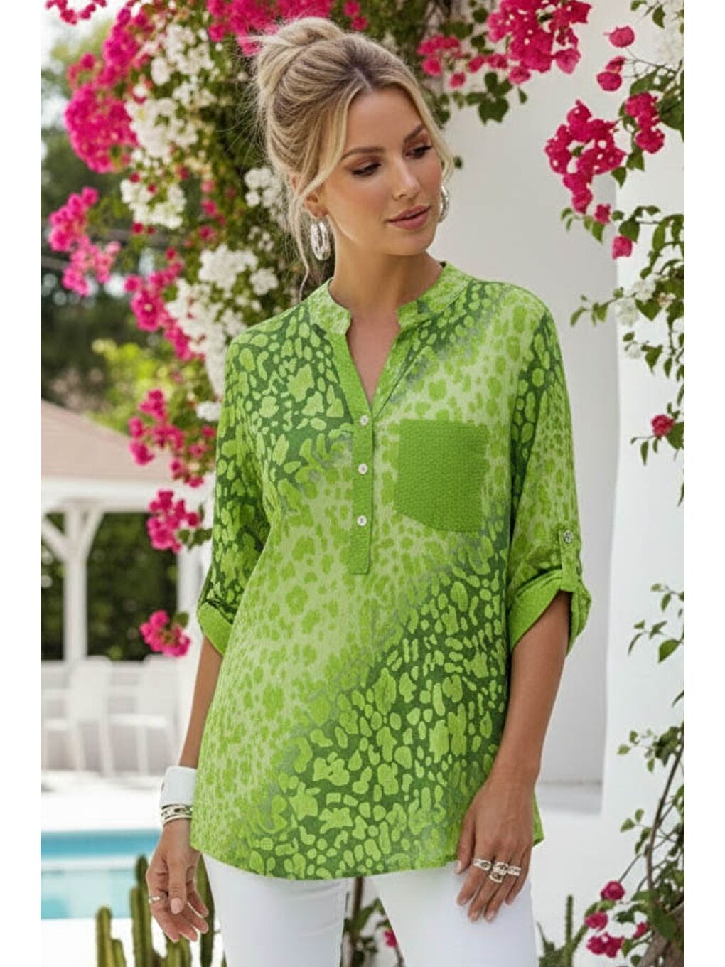 İtalyan Fıstık Yeşili Hakim Yaka Düğmeli 3/4 Kol Desenli Pullu Cepli Casual Viskon Bluz 75 60-2