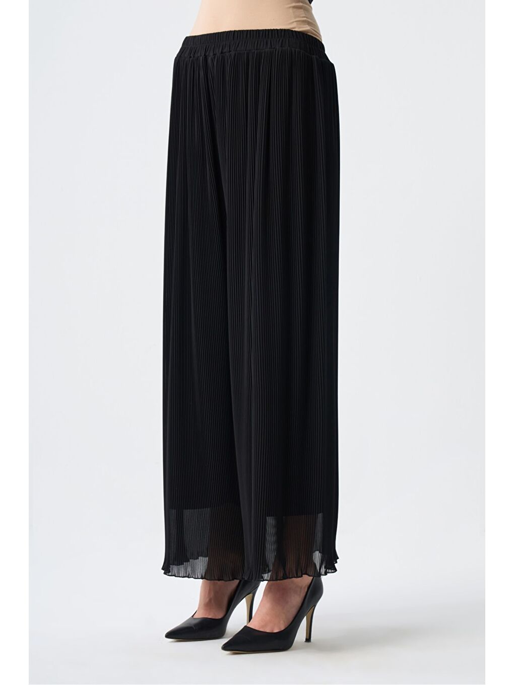 Sandy Şifon Pliseli Siyah Pantolon-1