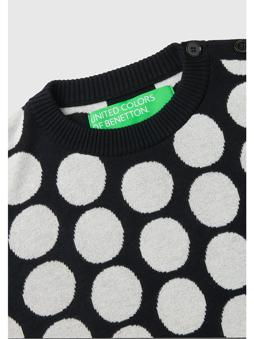 Kadın Siyah  %100 Pamuk Puantiyeli Kazak-4