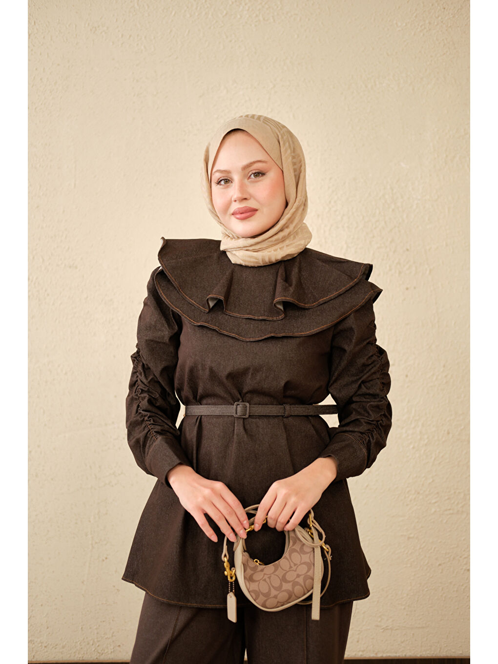 Kadın Yaka Ve Kol Büzgülü Kemer Bağlamalı Jean Takım Kahverengi-2