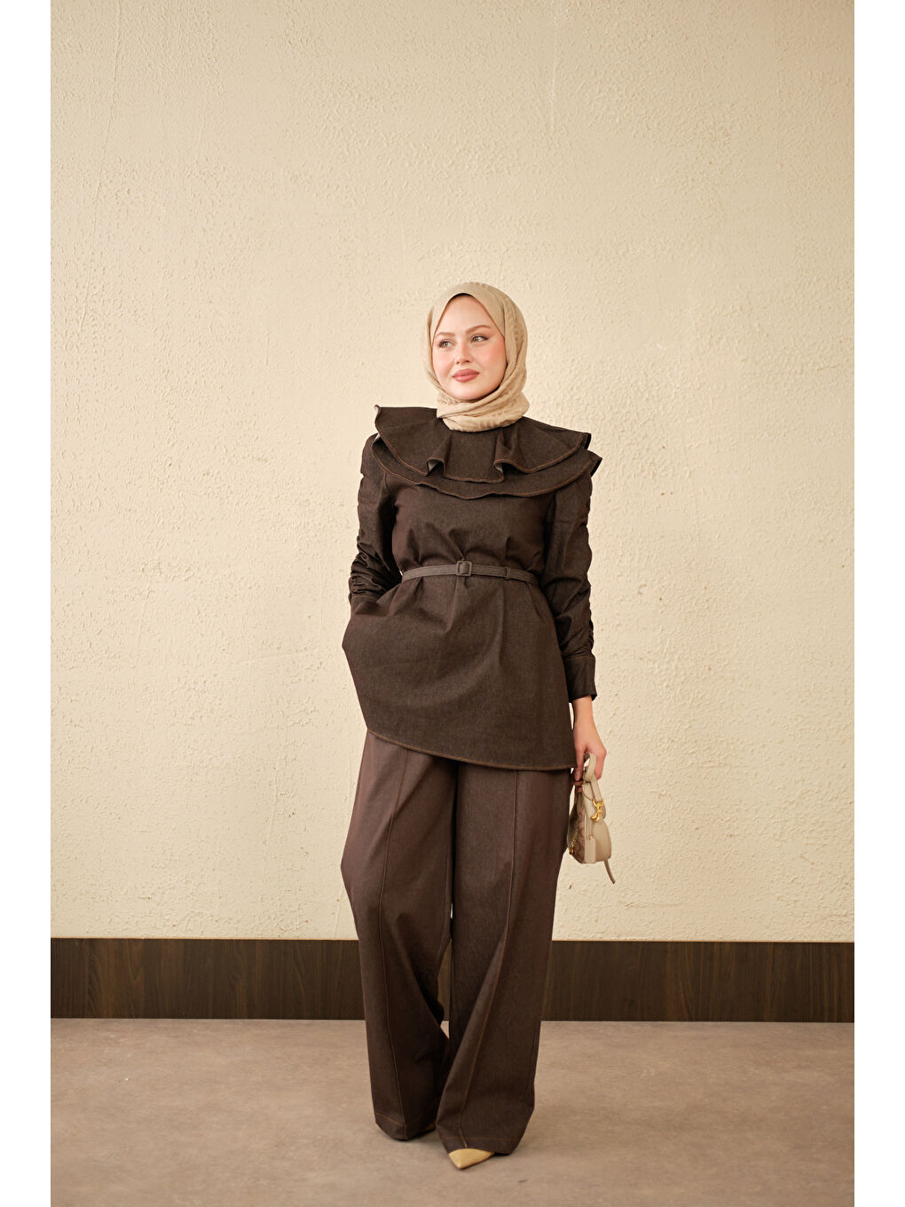 Kadın Yaka Ve Kol Büzgülü Kemer Bağlamalı Jean Takım Kahverengi-3