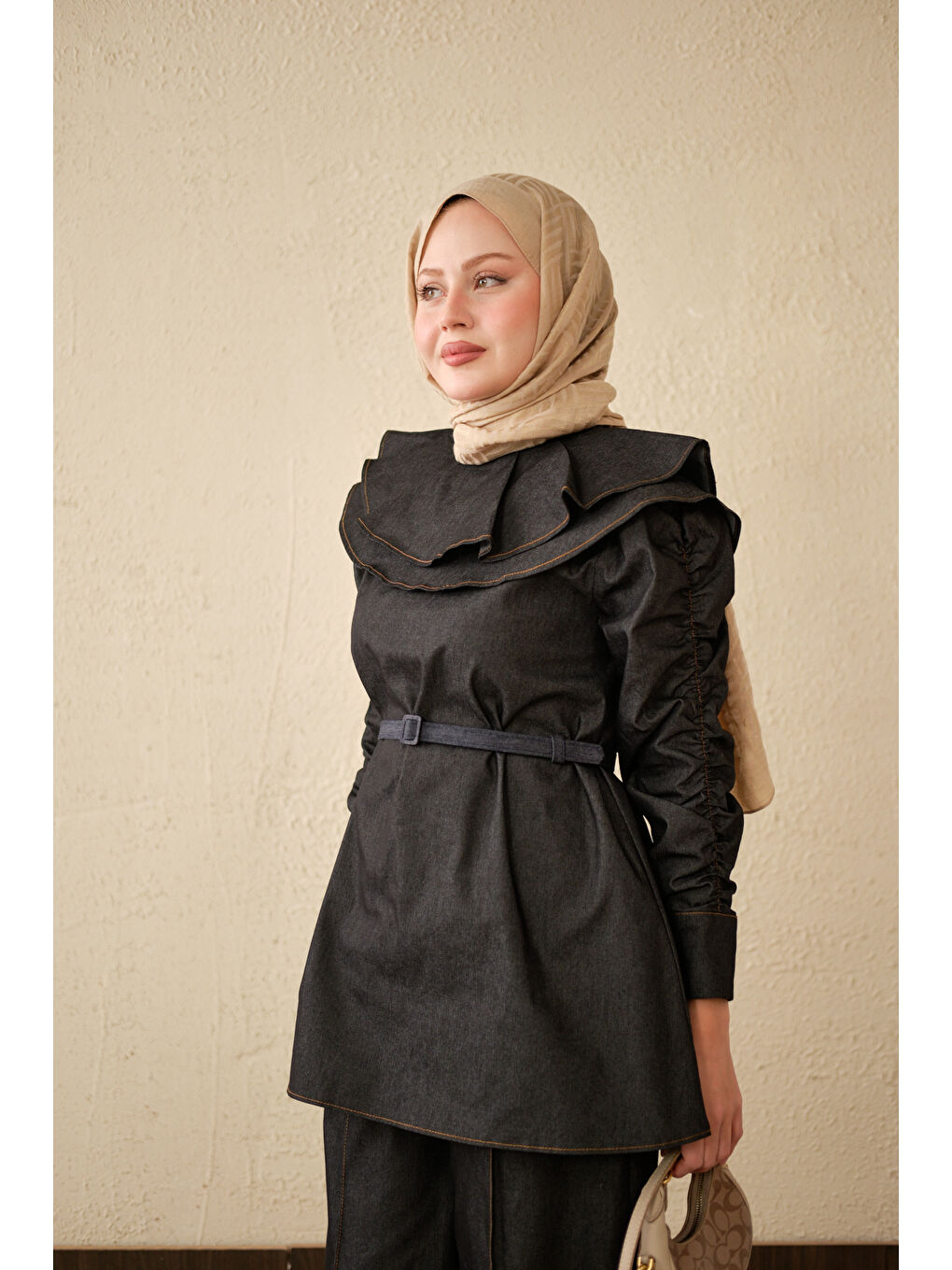 Kadın Yaka Ve Kol Büzgülü Kemer Bağlamalı Jean Takım Siyah-2