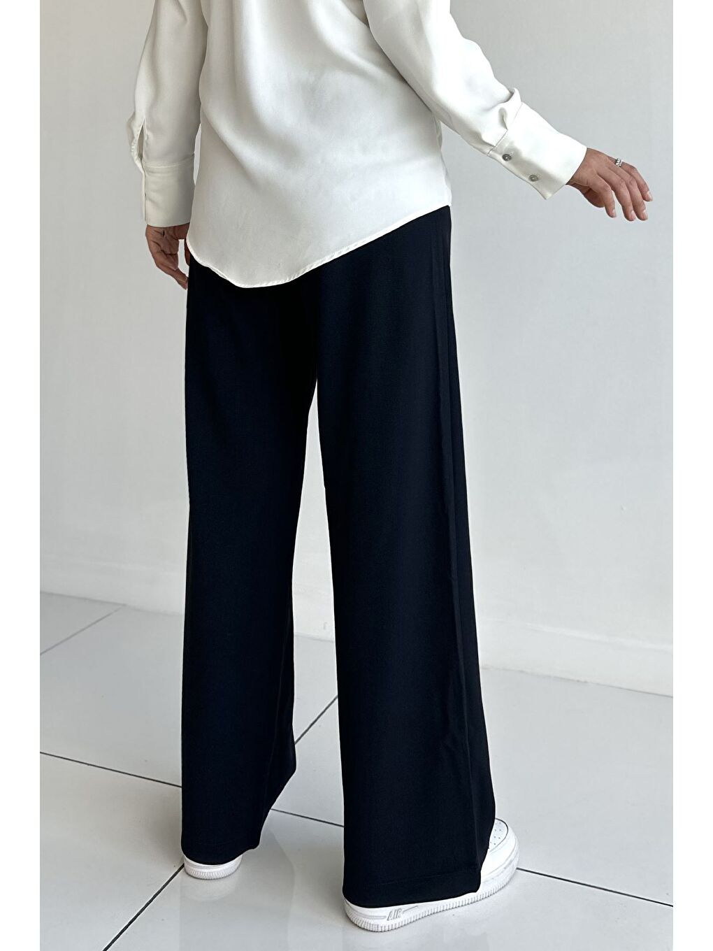 Lacivert Kadın Bel Lastikli Cırtlı Tesettür Palazzo Pantolon-4