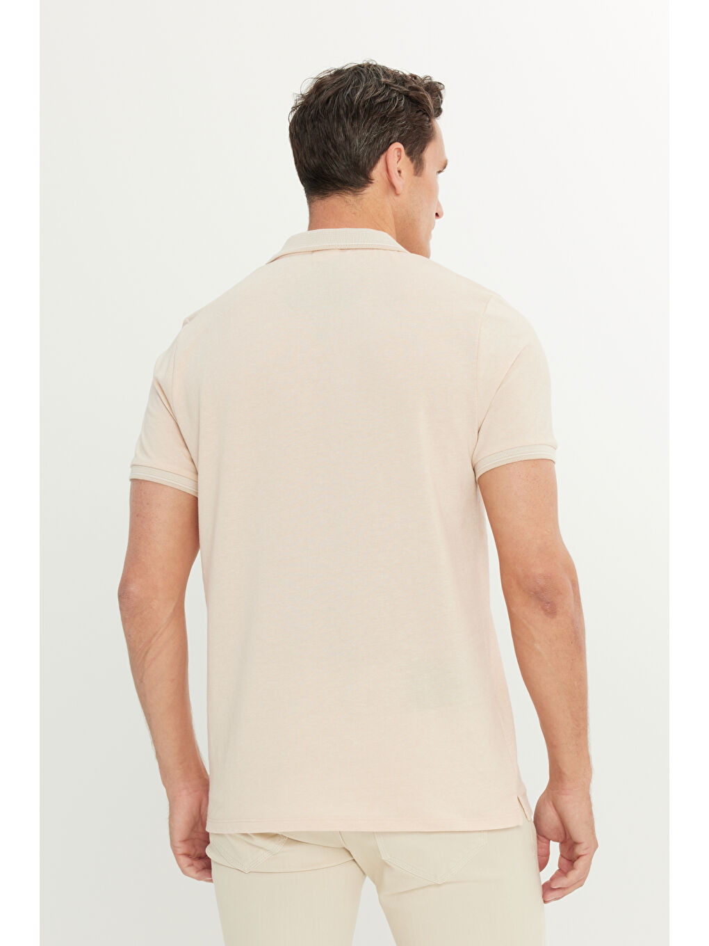 Erkek Açık Bej-Beyaz Slim Fit Dar Kesim Kıvrılmaz Polo Yaka Kısa Kollu Tişört-4