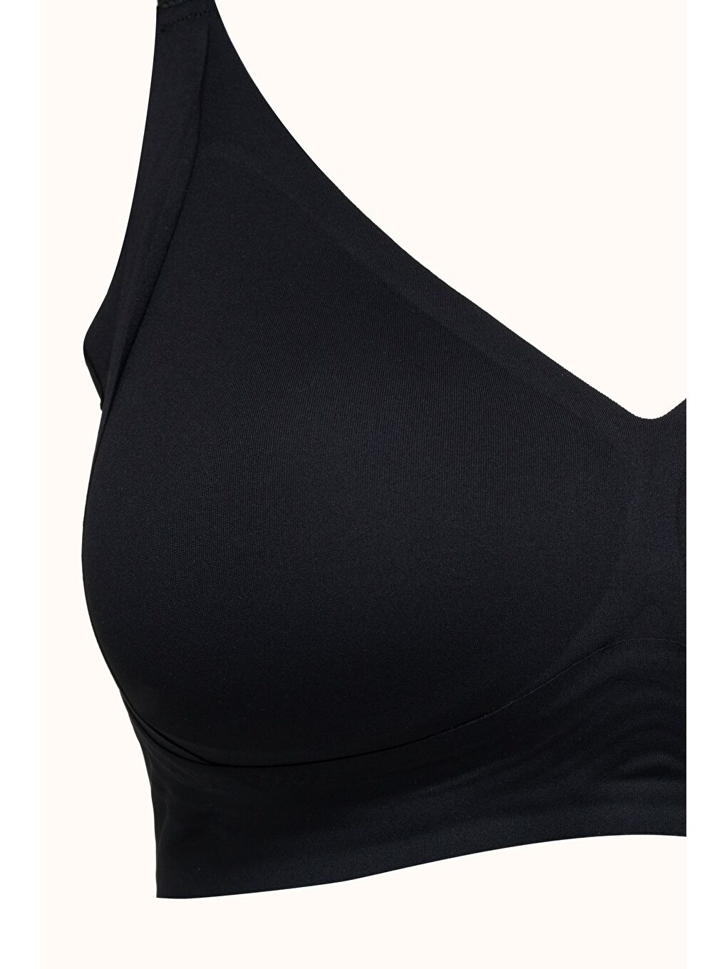 Balensiz Dikişsiz Lazer Kesim Pedli Sütyen Cc416 Siyah-1