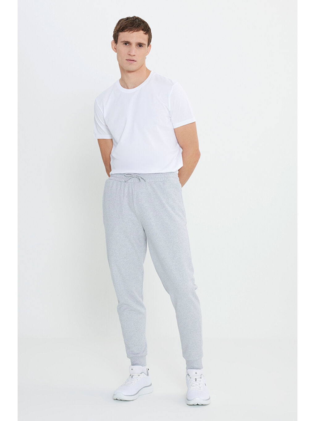 AC&Co / Altınyıldız Classics Erkek Siyah-Lacivert-Gri 3'lü Paket 2 Iplik Pamuklu Jogger Cepli Rahat Standart Fit Eşofman Altı - 1