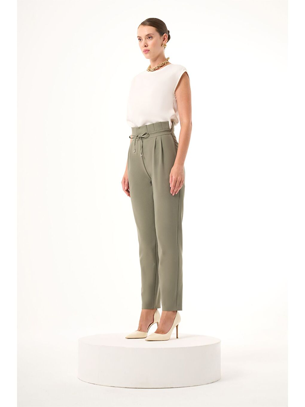 Beli Pile Bağcıklı Haki Pantolon-1