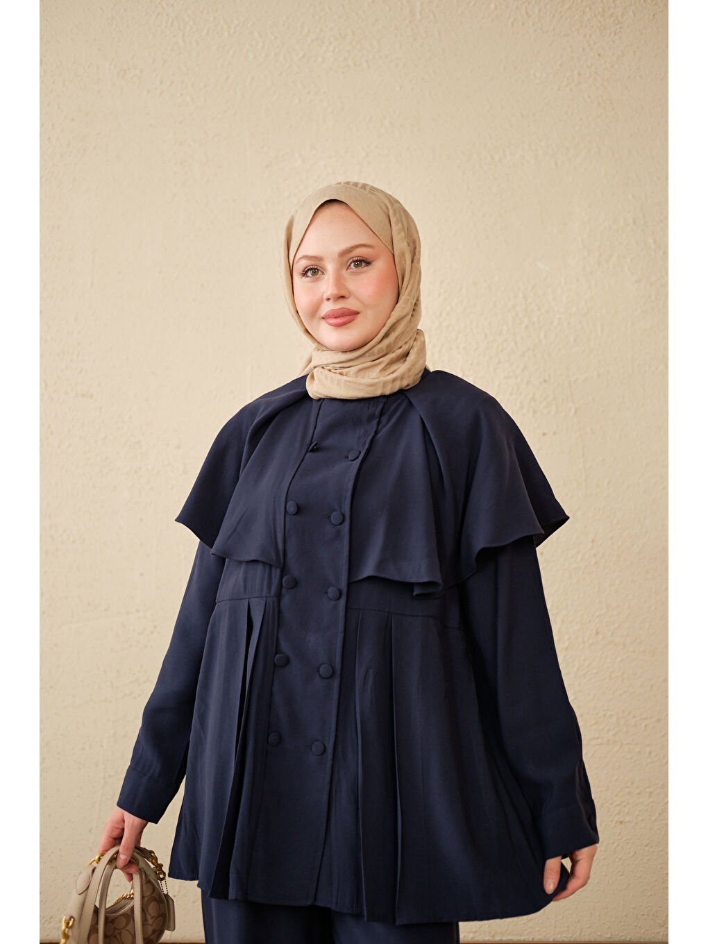 Kadın Yaka Pelerinli Çift Düğme Detay Takım Lacivert-4