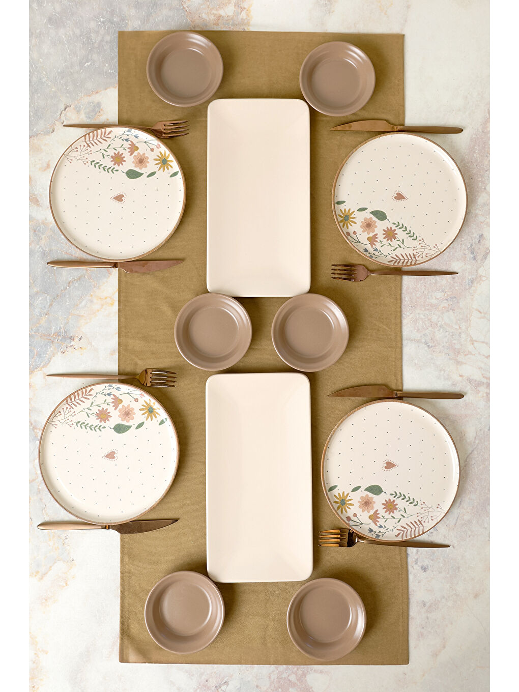 Karışık Soft Bloom Kahvaltı Takımı 12 Parça 4 Kişilik