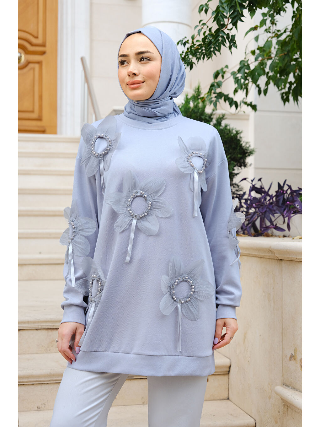 Çicek Nakışlı Tunik Gri