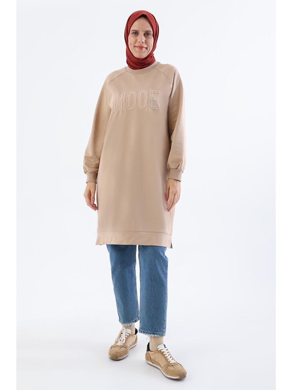 Bej Mode Nakışlı Reglan Kol Tunik