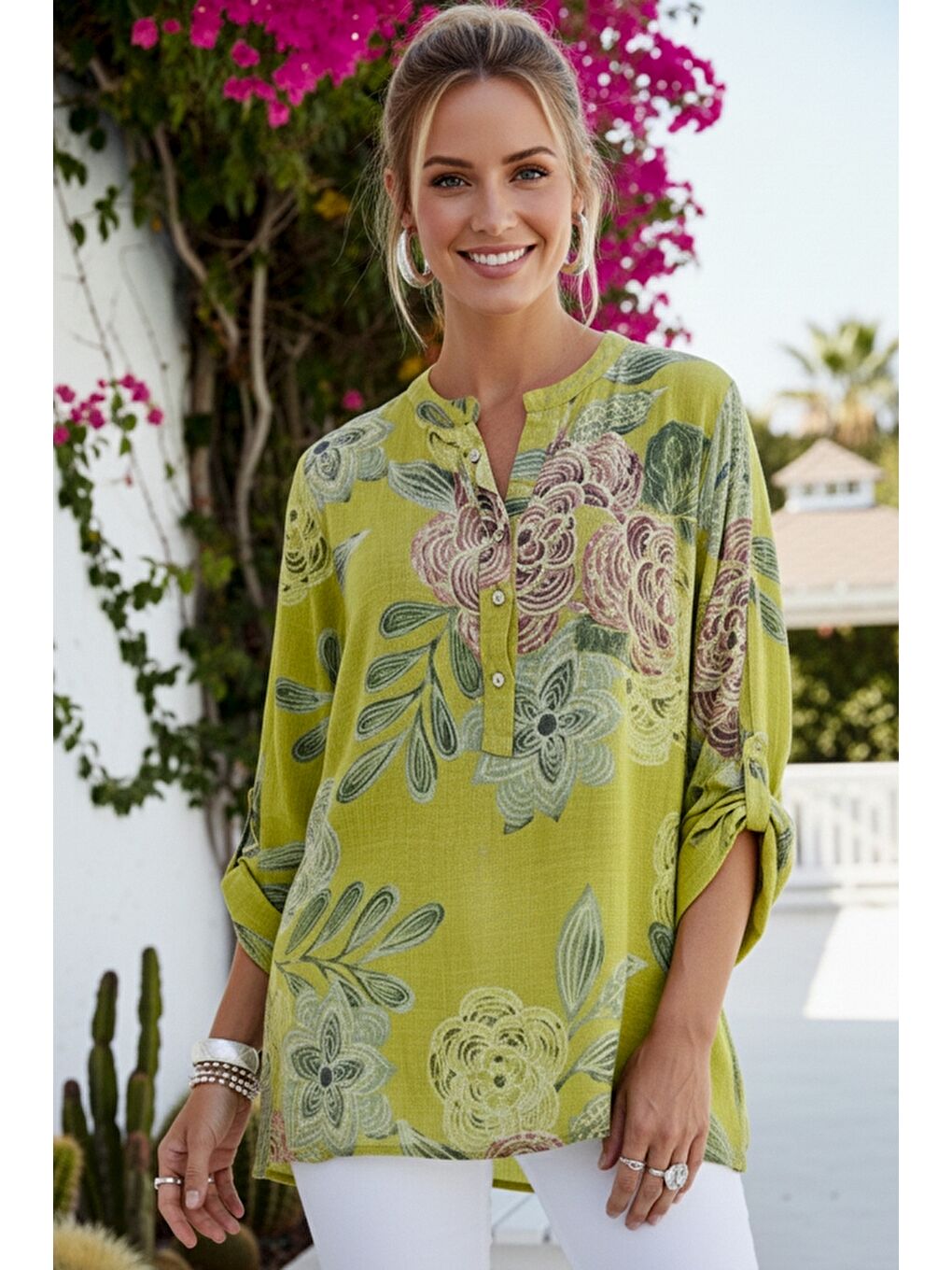 Yeşil İtalyan Limon Küfü Rengi Hakim Yaka Düğmeli 3/4 Kol Çiçekli Cepli Keten Görünümlü Dokuma Bluz 75 65-1