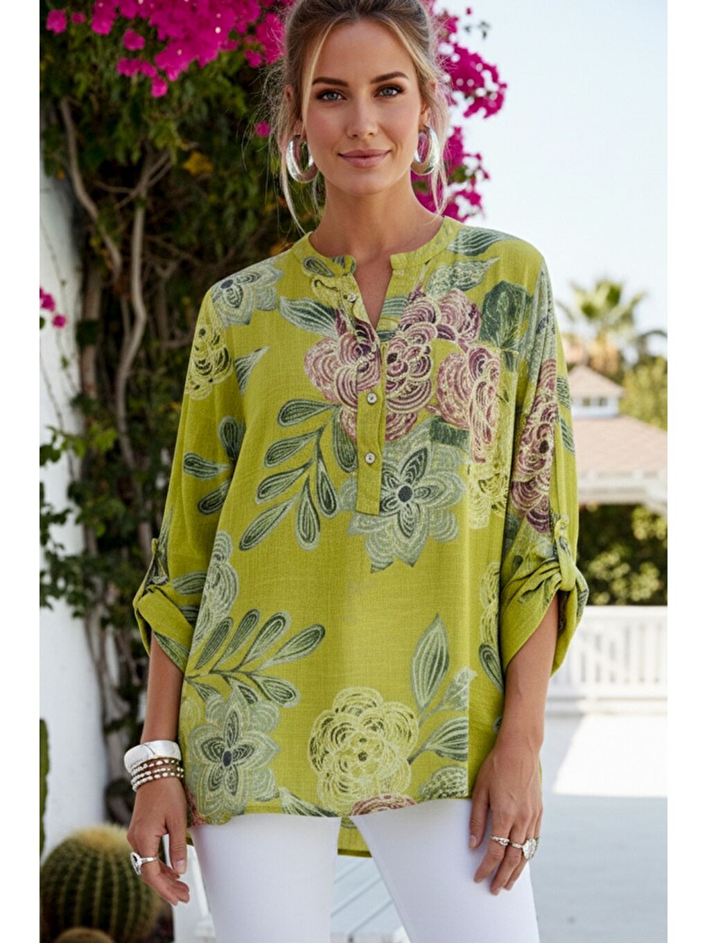 Yeşil İtalyan Limon Küfü Rengi Hakim Yaka Düğmeli 3/4 Kol Çiçekli Cepli Keten Görünümlü Dokuma Bluz 75 65-2