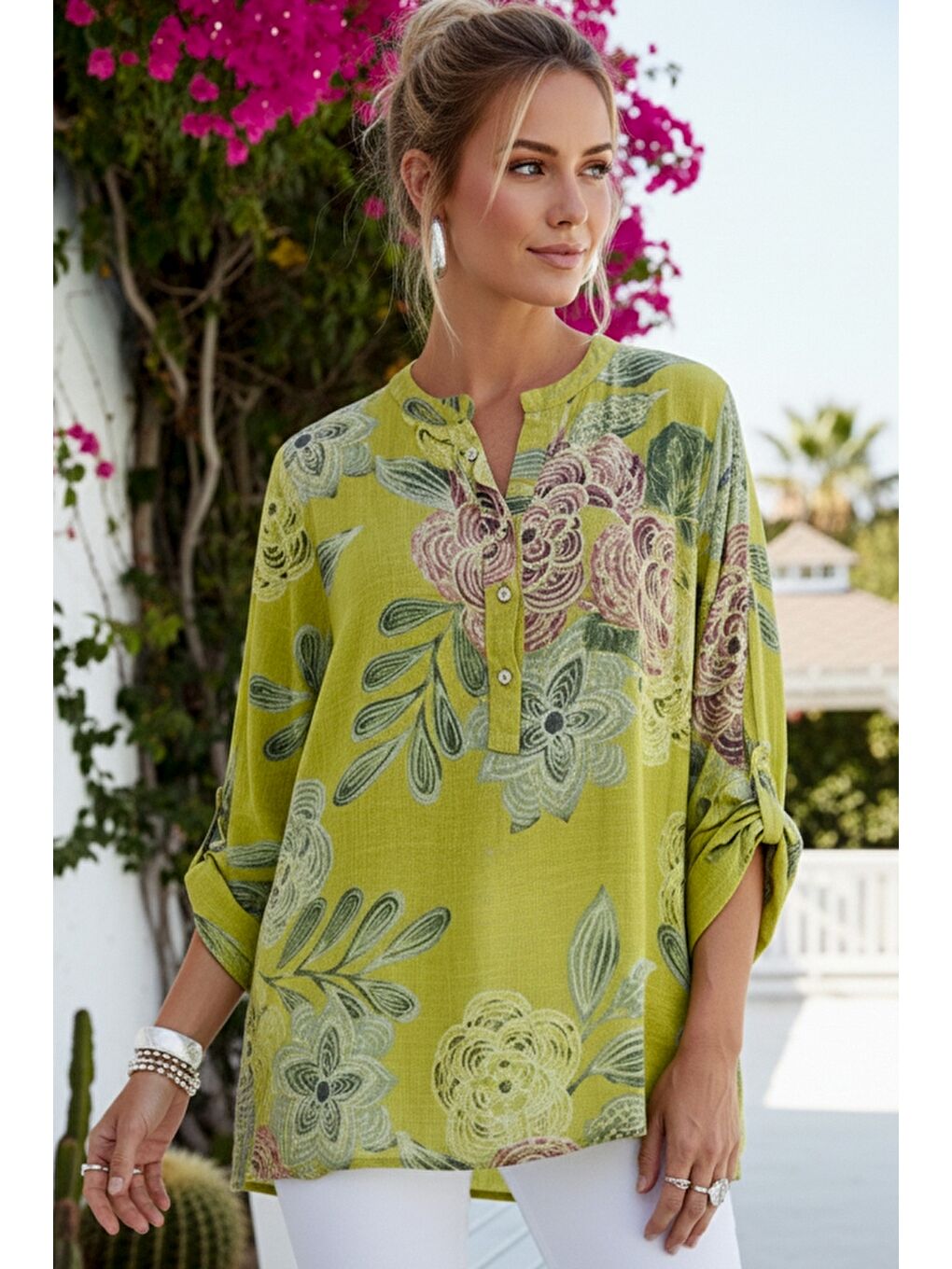 Yeşil İtalyan Limon Küfü Rengi Hakim Yaka Düğmeli 3/4 Kol Çiçekli Cepli Keten Görünümlü Dokuma Bluz 75 65-3