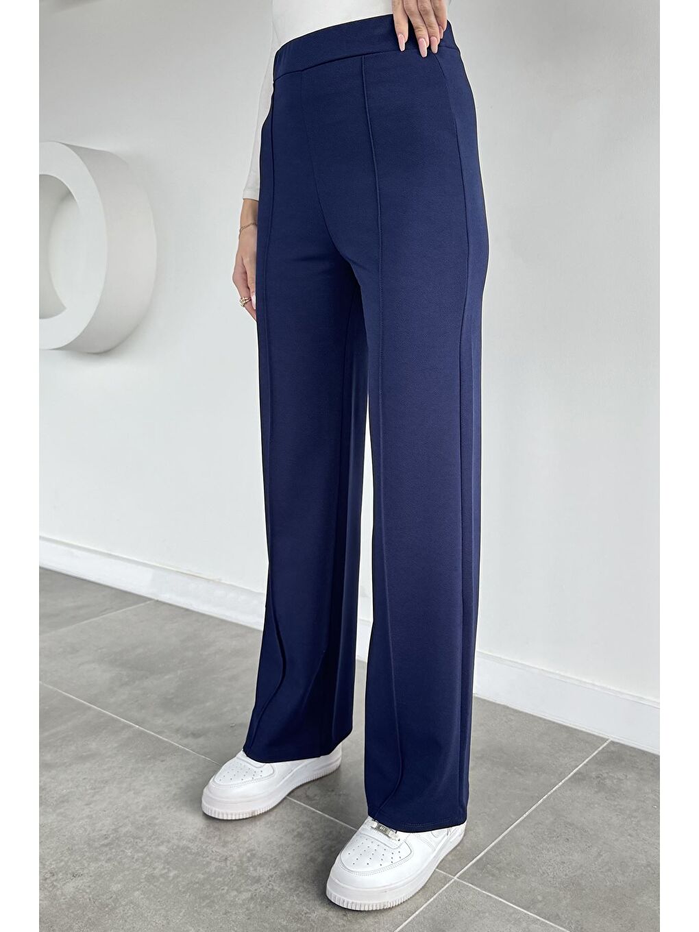 Lacivert Kadın Çimalı Bol Paça Pantolon-1