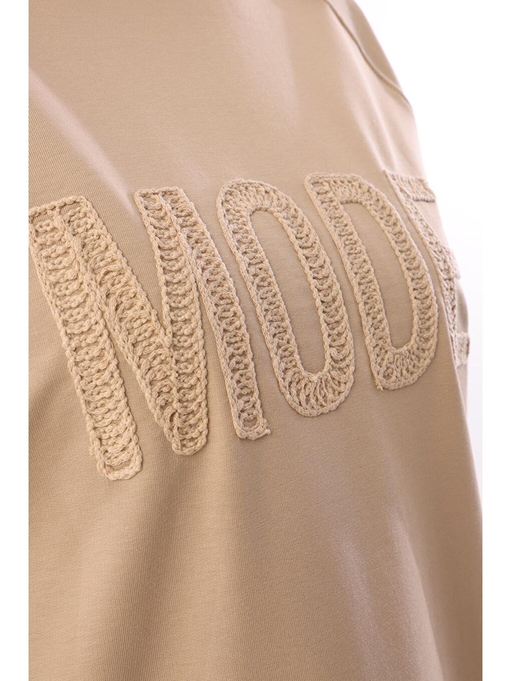 Bej Mode Nakışlı Reglan Kol Tunik-4