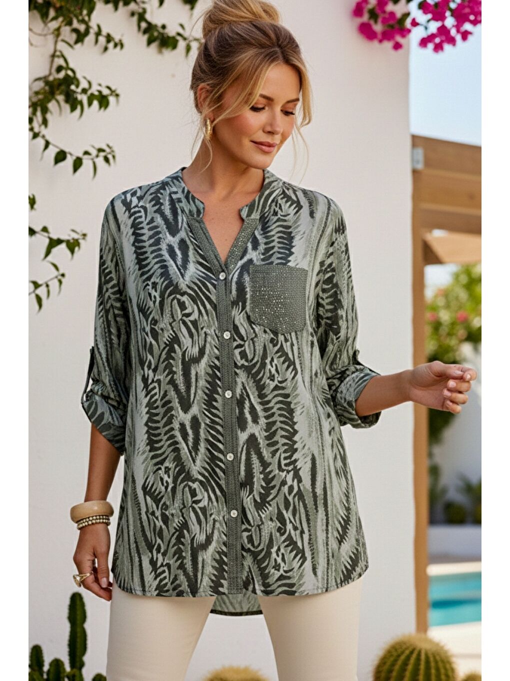 İtalyan Haki Hakim Yaka Düğmeli 3/4 Kol Desenli Pullu Cepli Casual Viskon Dokuma Bluz 77 65-2