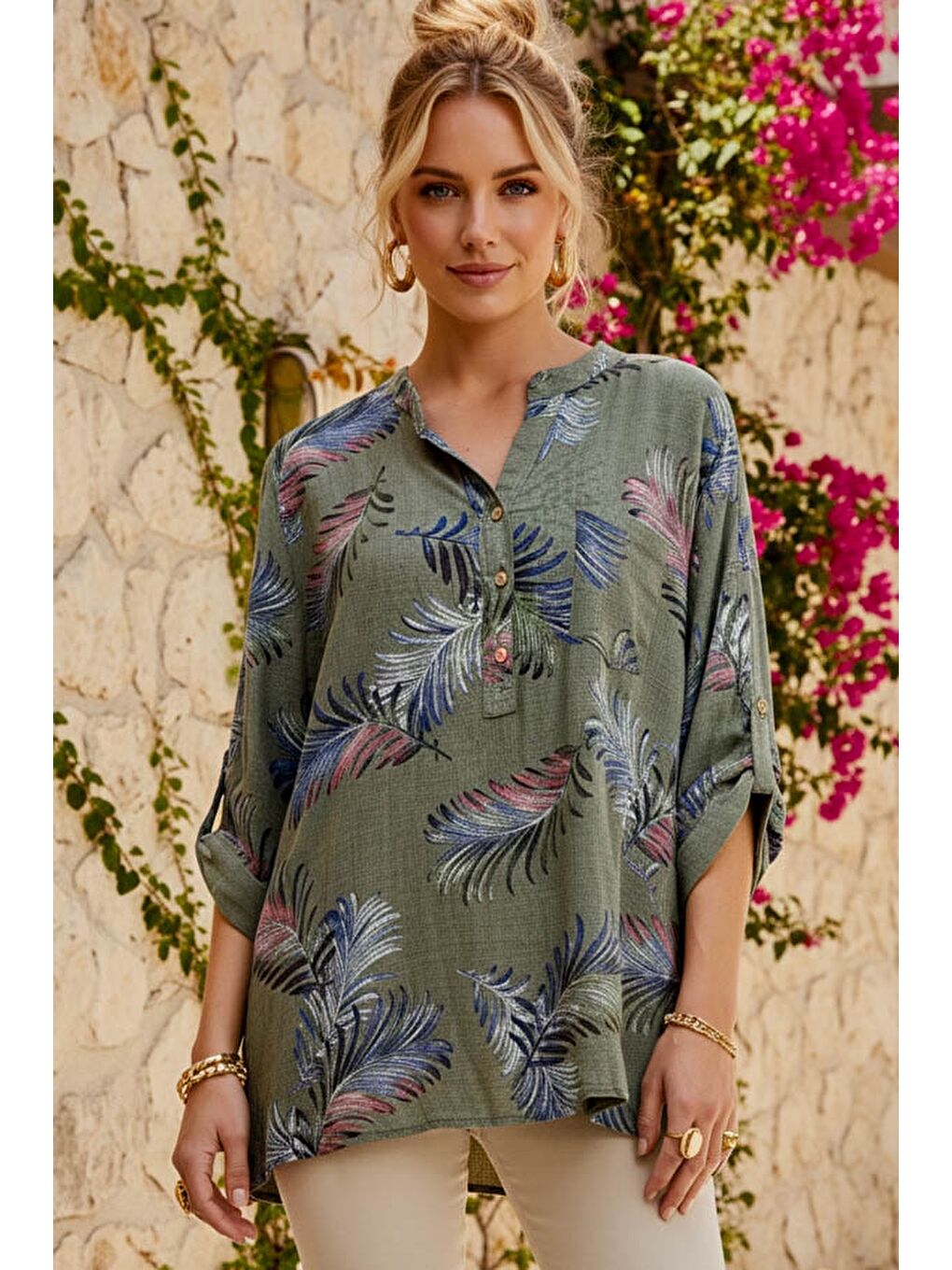 İtalyan Koyu Haki Hakim Yaka Düğmeli 3/4 Kol Yaprak Desenli Cepli Keten Görünümlü Dokuma Bluz 75 65-1