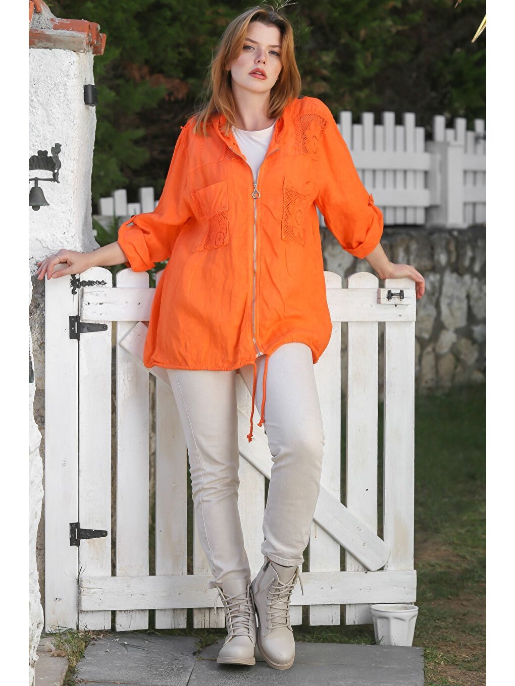 İtalyan Turuncu Kapüşonlu Düğmeli Uzun Kollu Fermuarlı Cepli File Detaylı Keten Dokuma Ceket 75 65-6