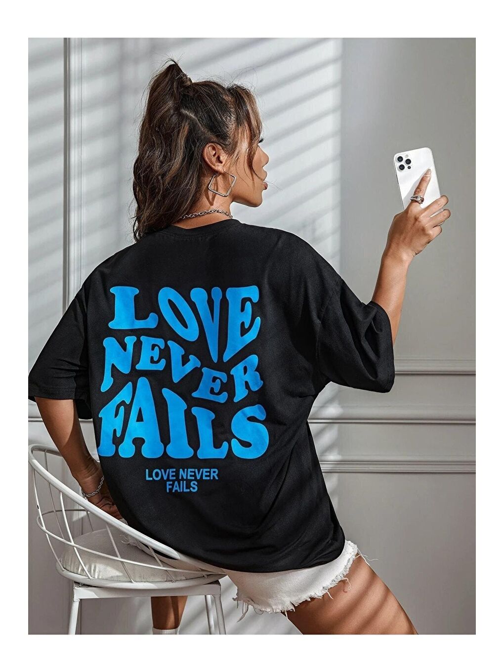 Trendseninle Siyah Kadın Siyah Love Never Fails Baskılı Oversize Tişört - 2