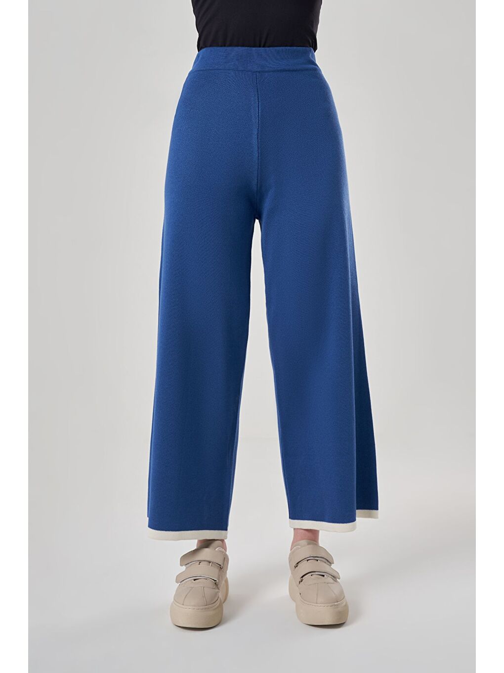 Karışık Paça Biyeli Triko Ekru Mavi Pantolon-1