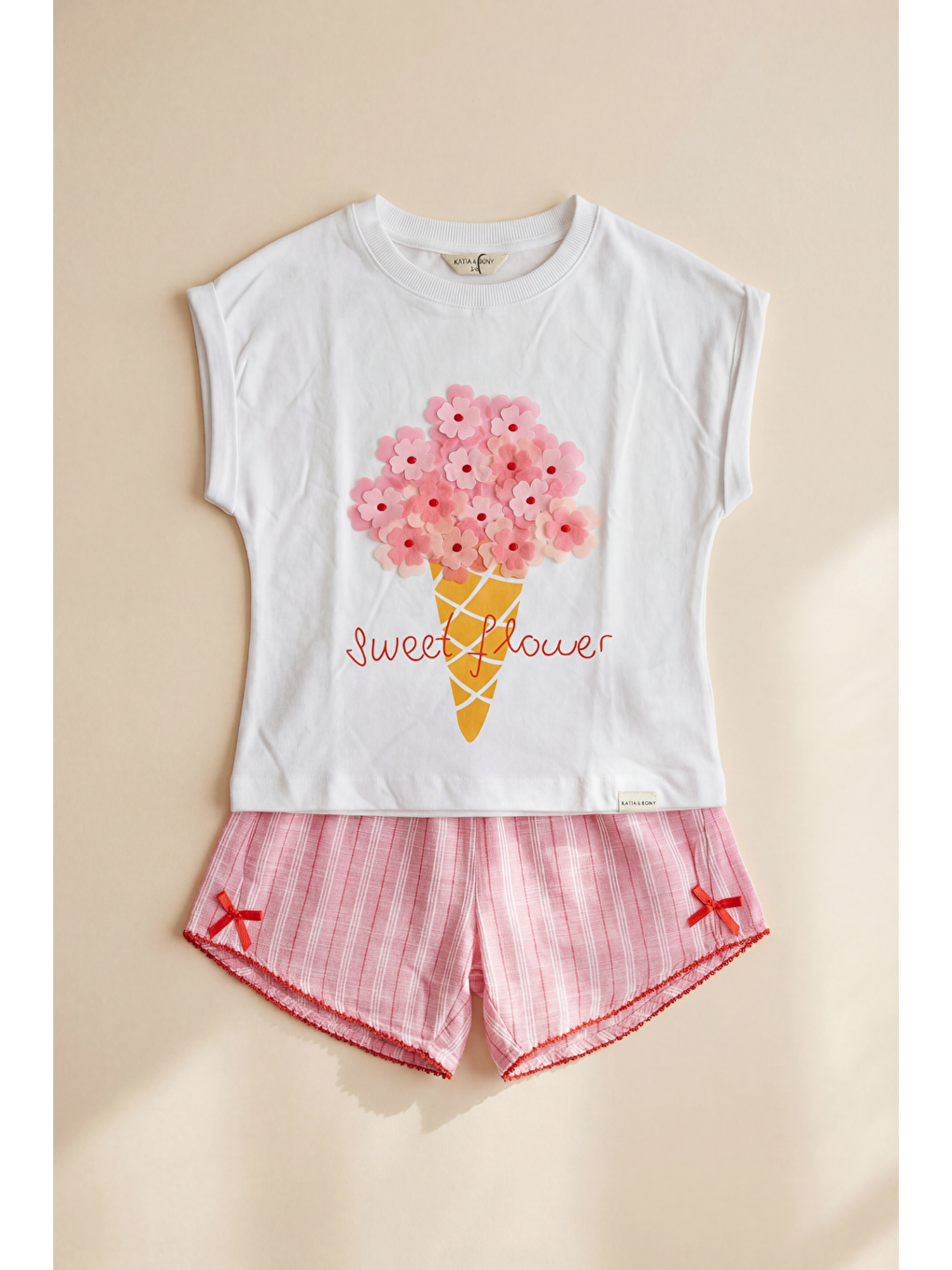 Kız Çocuk Floral 3D Çiçekli Şortlu Pijama Takımı Pembe-1