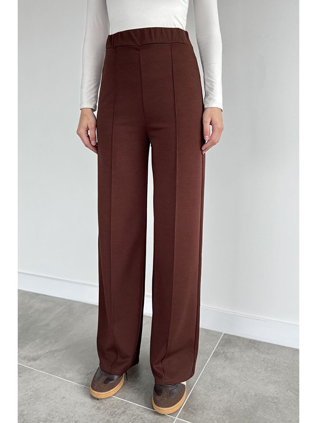 Kahverengi Kadın Çimalı Bol Paça Pantolon-1