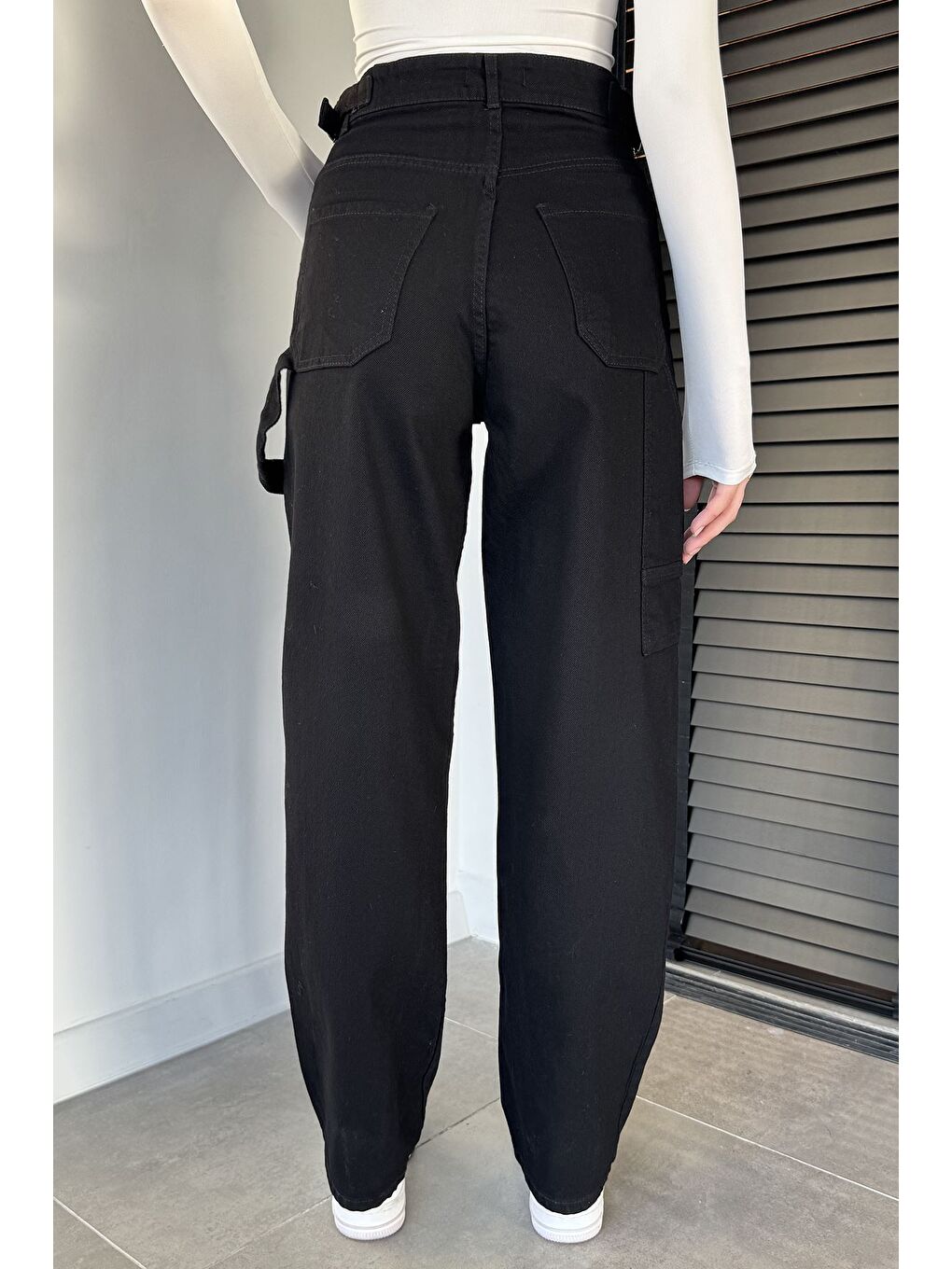 Siyah Kadın Kemer Tokalı Yüksek Bel Jean Jean Pantolon-2