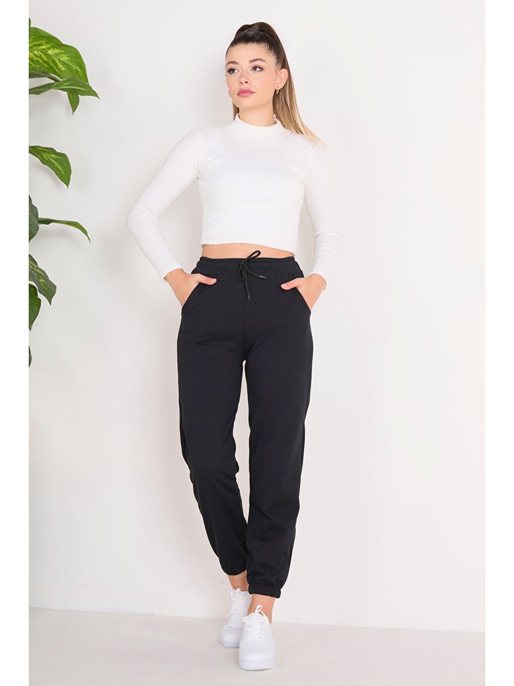 Orta Siyah Kadın Eşofman Altı - 23132-3