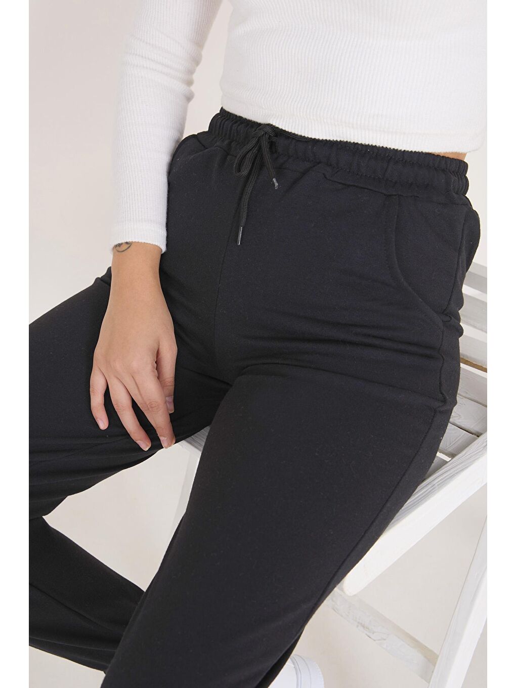 Orta Siyah Kadın Eşofman Altı - 23132-4