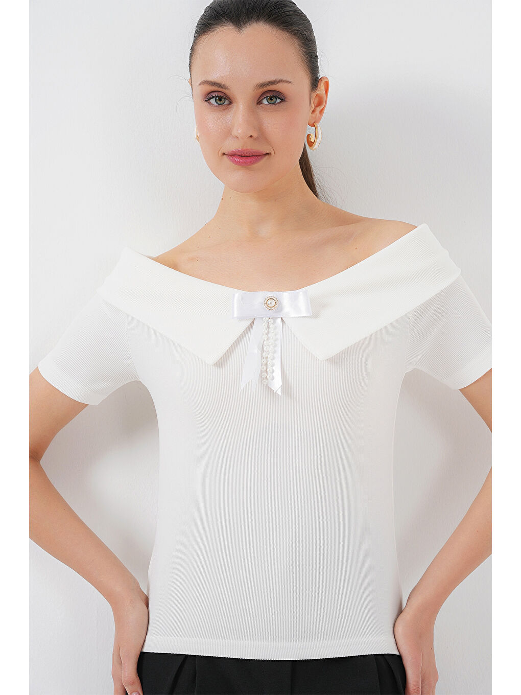 Kurdele Detaylı Örme Bluz 949 - Beyaz
