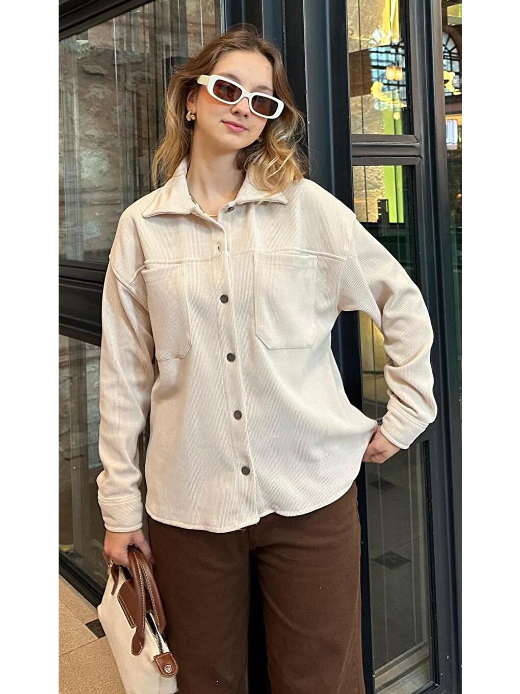 Bej Cep Detaylı Kadın Gömlek Mg2241-5