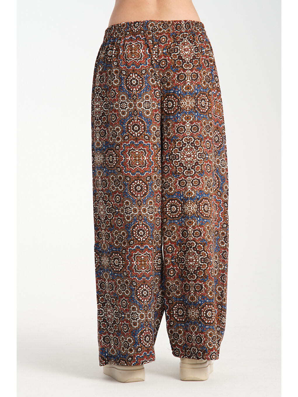 Kahverengi Kadın Desenli Dökümlü Viskon Pantolon 1062-3
