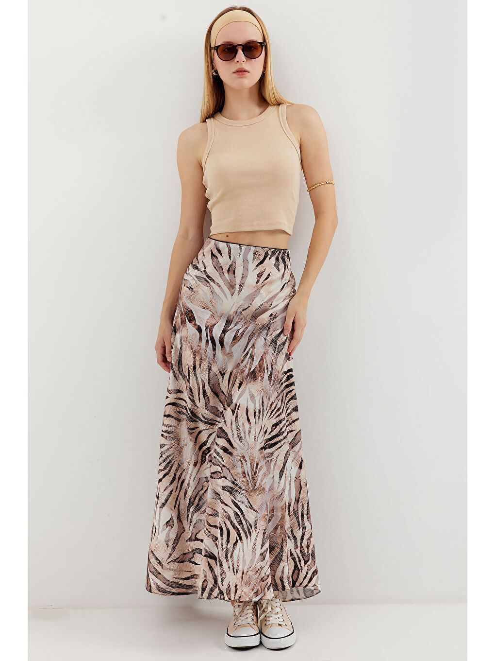 Kadın Desenli Saten Etek 15877 - Bej