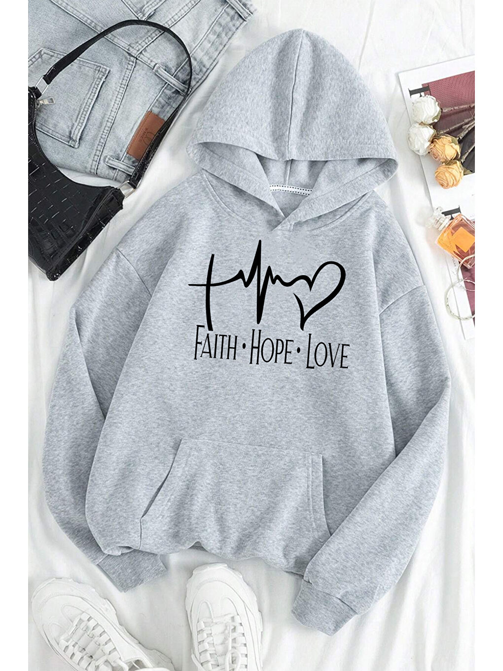 uyguntarz Gri Faith Hope Love Baskılı Oversize Sweatshirt