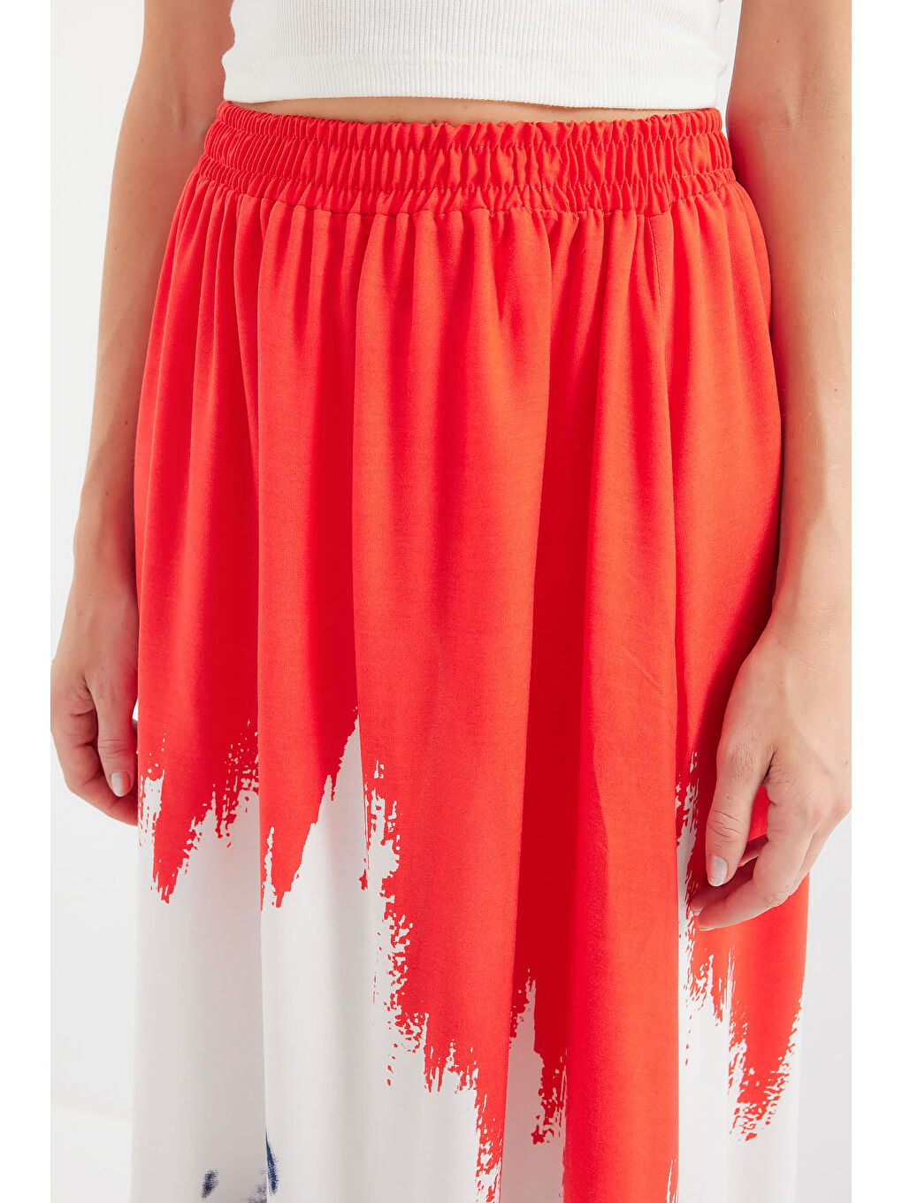 8025 Desenli Uzun Viskon Etek - Kırmızı-4