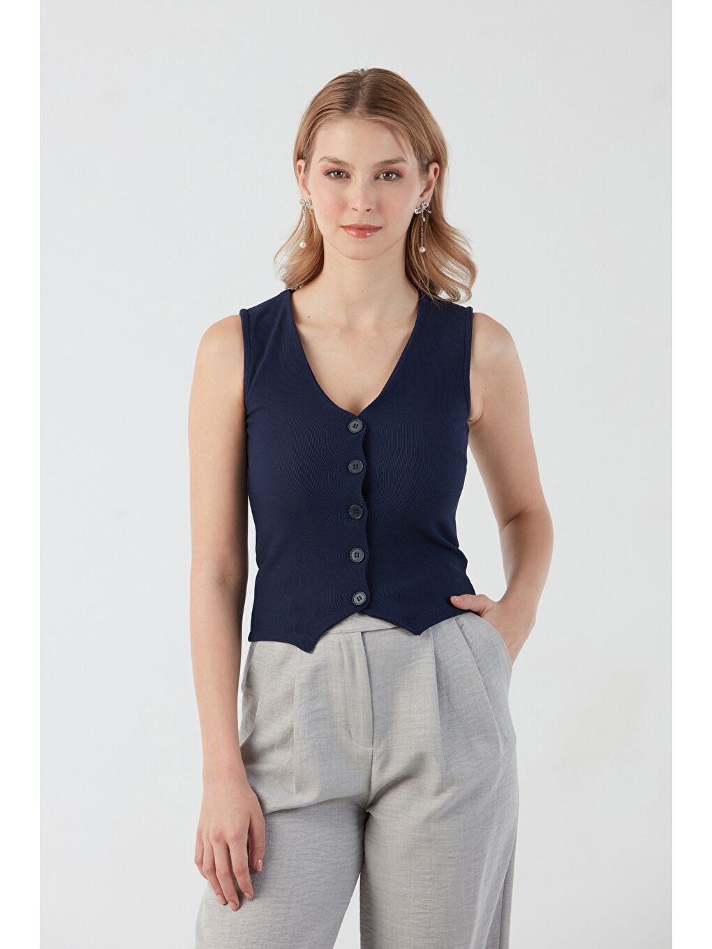 Lacivert Düğmeli V Yaka Sıfır Kol Yelek