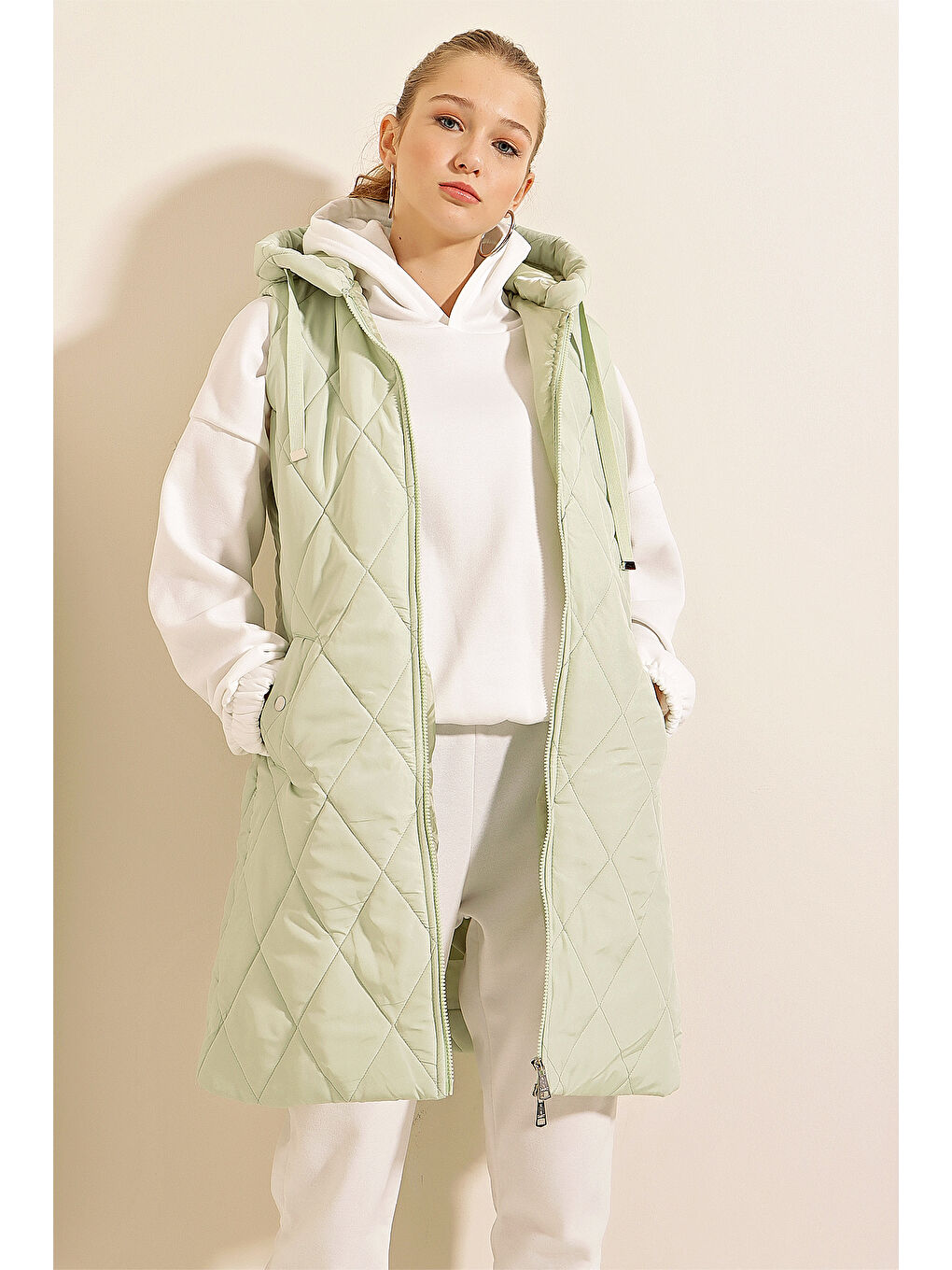 Yeşil 5140 Kapüşonlu Uzun Şişme Yelek   Mint