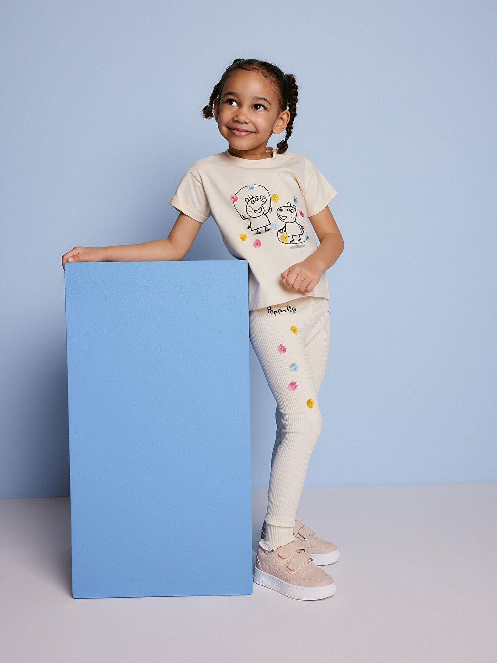 Ekru Peppa Desenli Pamuklu T-Shirt Tayt Alt-Üst Takım Kız Çocuk