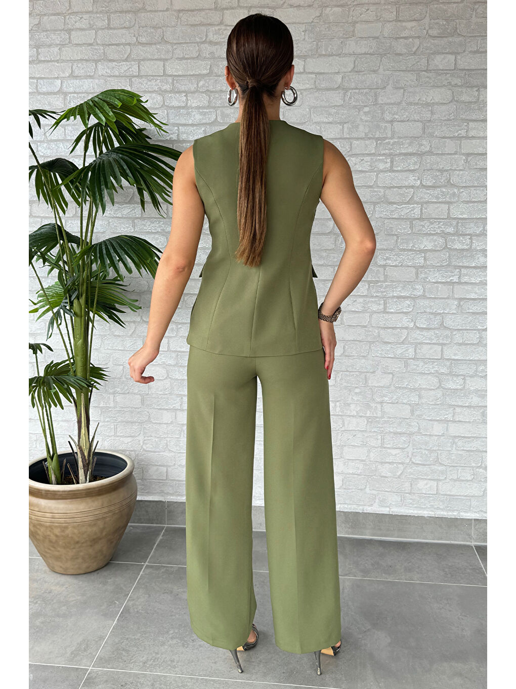 Haki Düğme Detaylı Yelek Pantolon İkili Takım-3