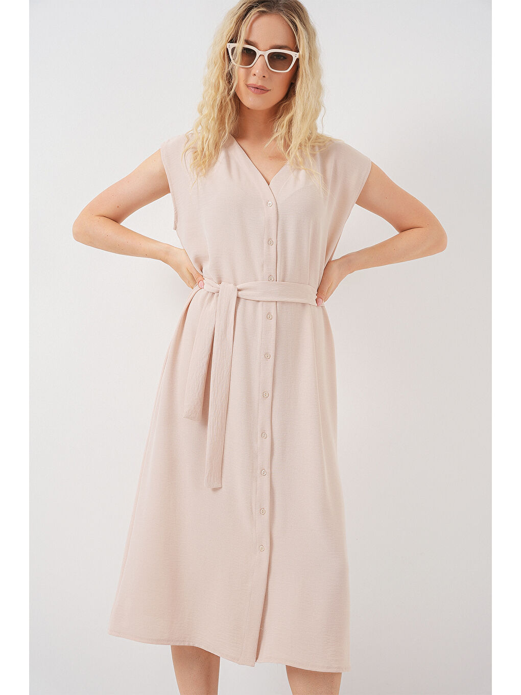 Ekru Kadın Sıfır Kol Kuşaklı Ayrobin Elbise 2568 - Krem