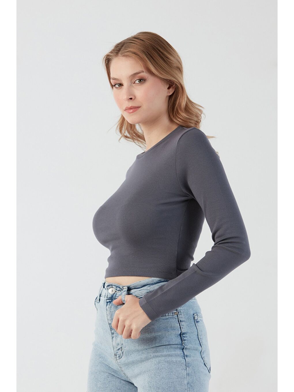 Antrasit Basic Crop Body-2