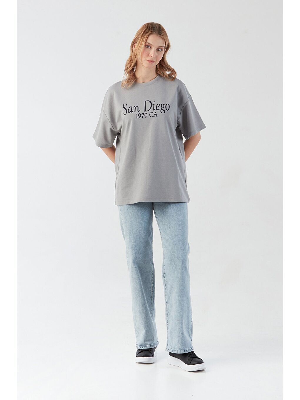 Gri San Diego Baskılı Oversize Tişört-2