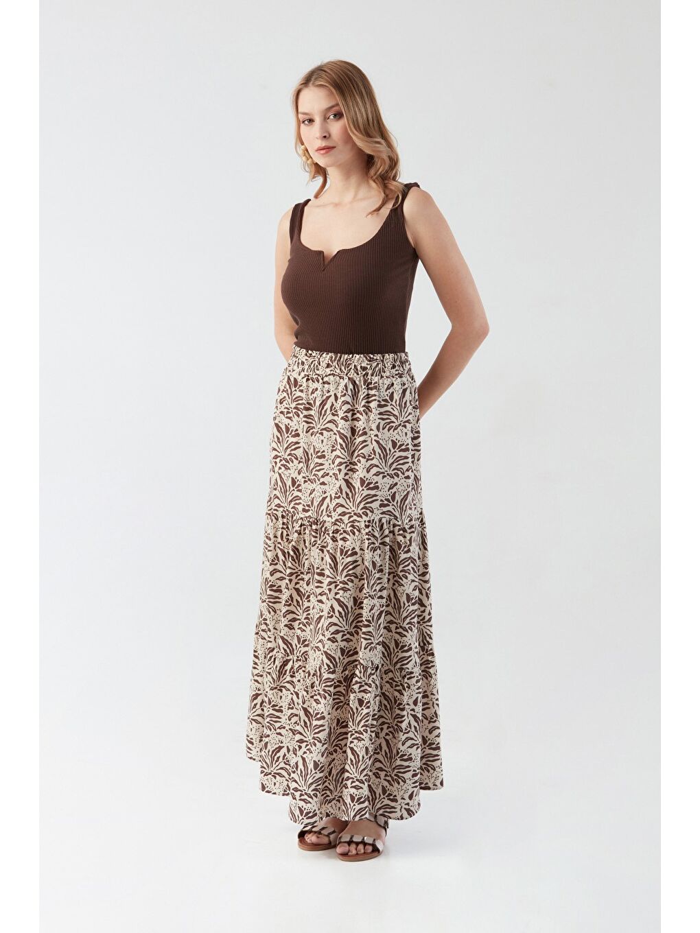 Kahverengi Desenli Beli Lastikli Etek-3