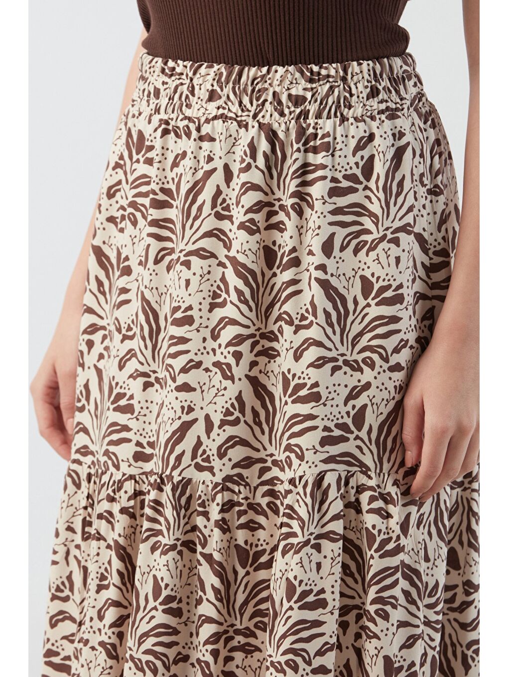Kahverengi Desenli Beli Lastikli Etek-4