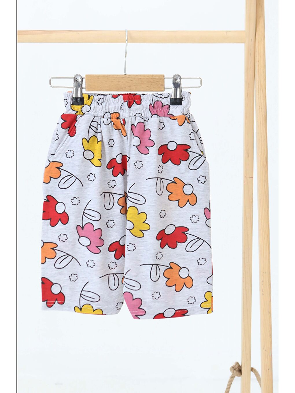 Kız Çocuk Gri Baskılı Şort - 27320