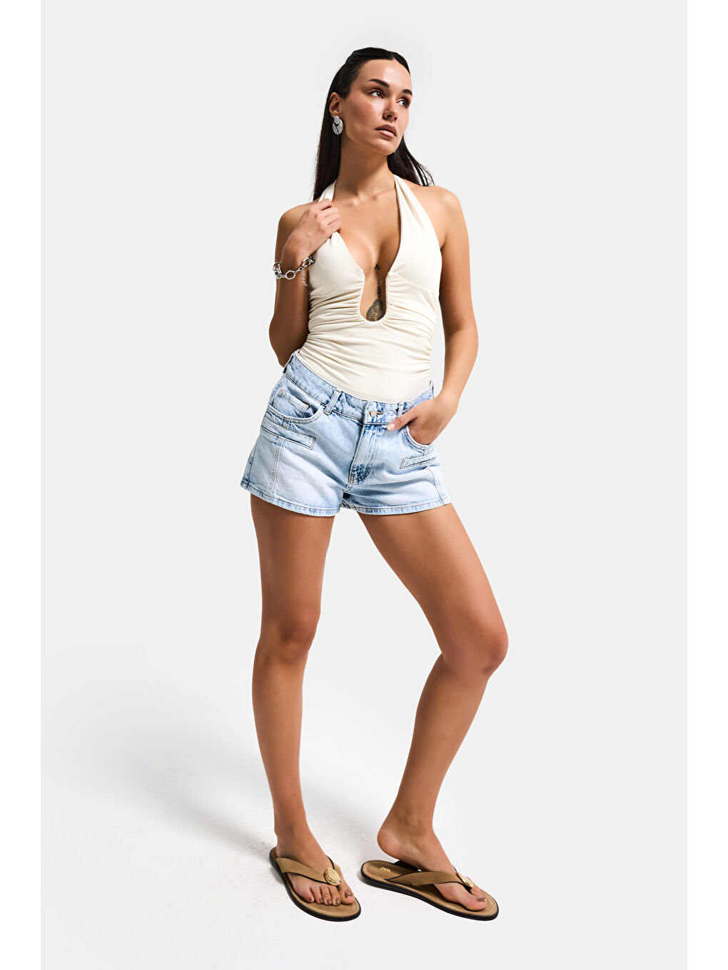 Mavi Kadın Ice Renk 4s6-3 Mom Fit Cep Detaylı Komfort Kumaş Denim Şort-4